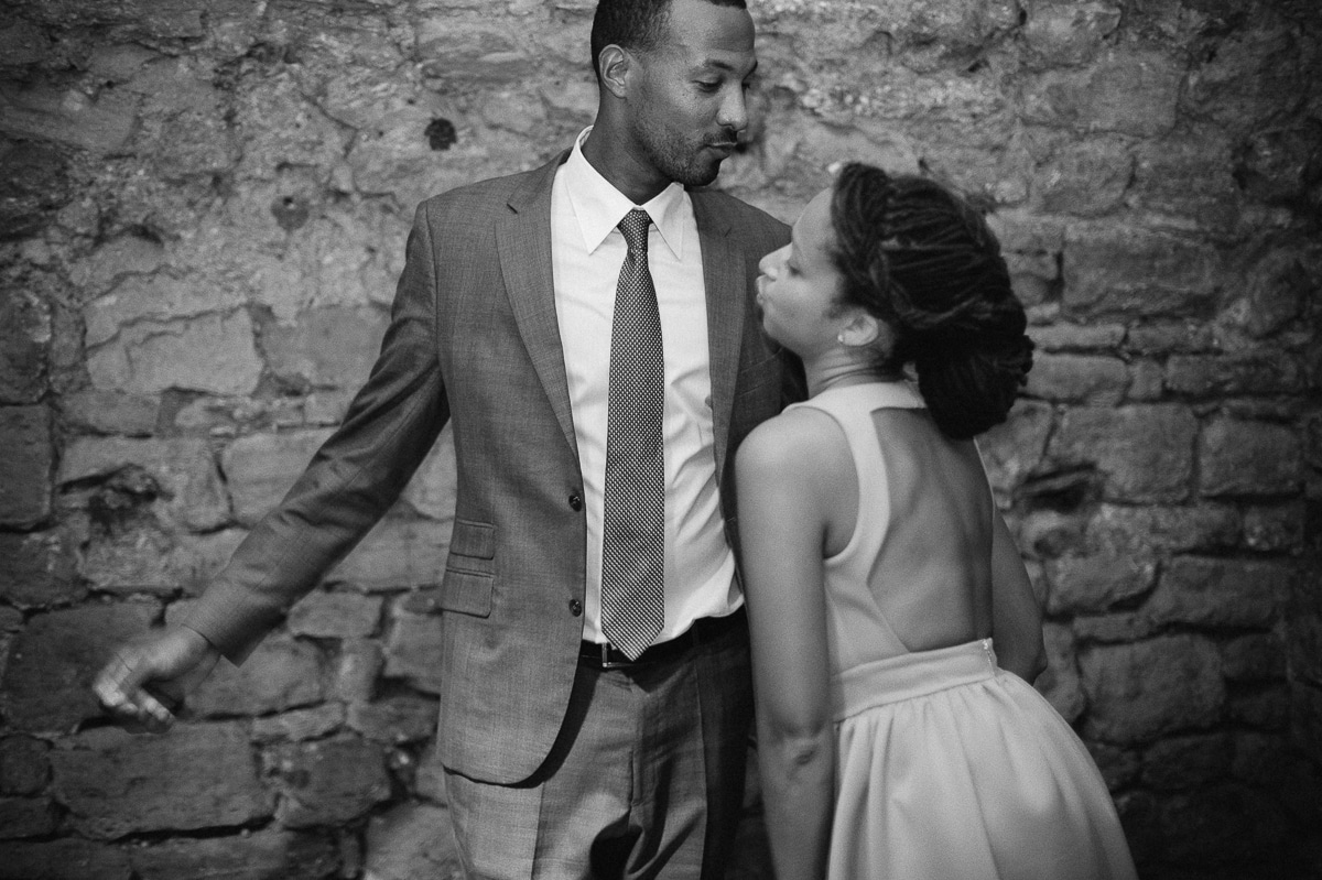 reportage de mariage - cour du Marais - paris - techno parade - 365C