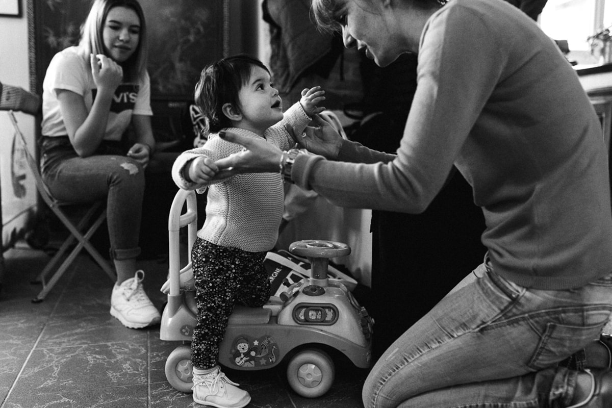 Ernestine-et-sa-famille-reportage-de-famille-paris_FP-12 ‣ Photographe de famille à l'approche documentaire pour vos évènements ou votre vie quotidienne, à Paris et dans toute la France Reportage de famille à Rambouillet dans les Yvelines