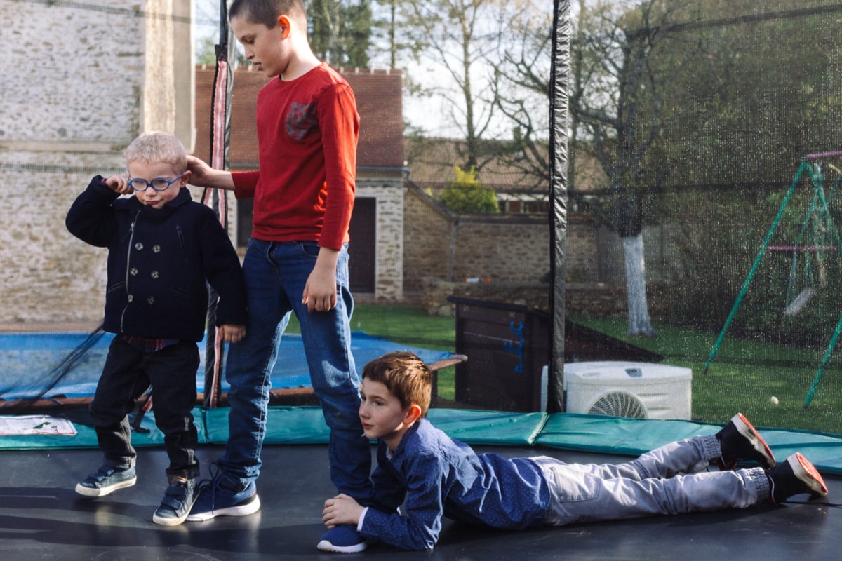 Ernestine-et-sa-famille-reportage-de-famille-paris_FP-17 ‣ Photographe de famille à l'approche documentaire pour vos évènements ou votre vie quotidienne, à Paris et dans toute la France Reportage de famille à Rambouillet dans les Yvelines