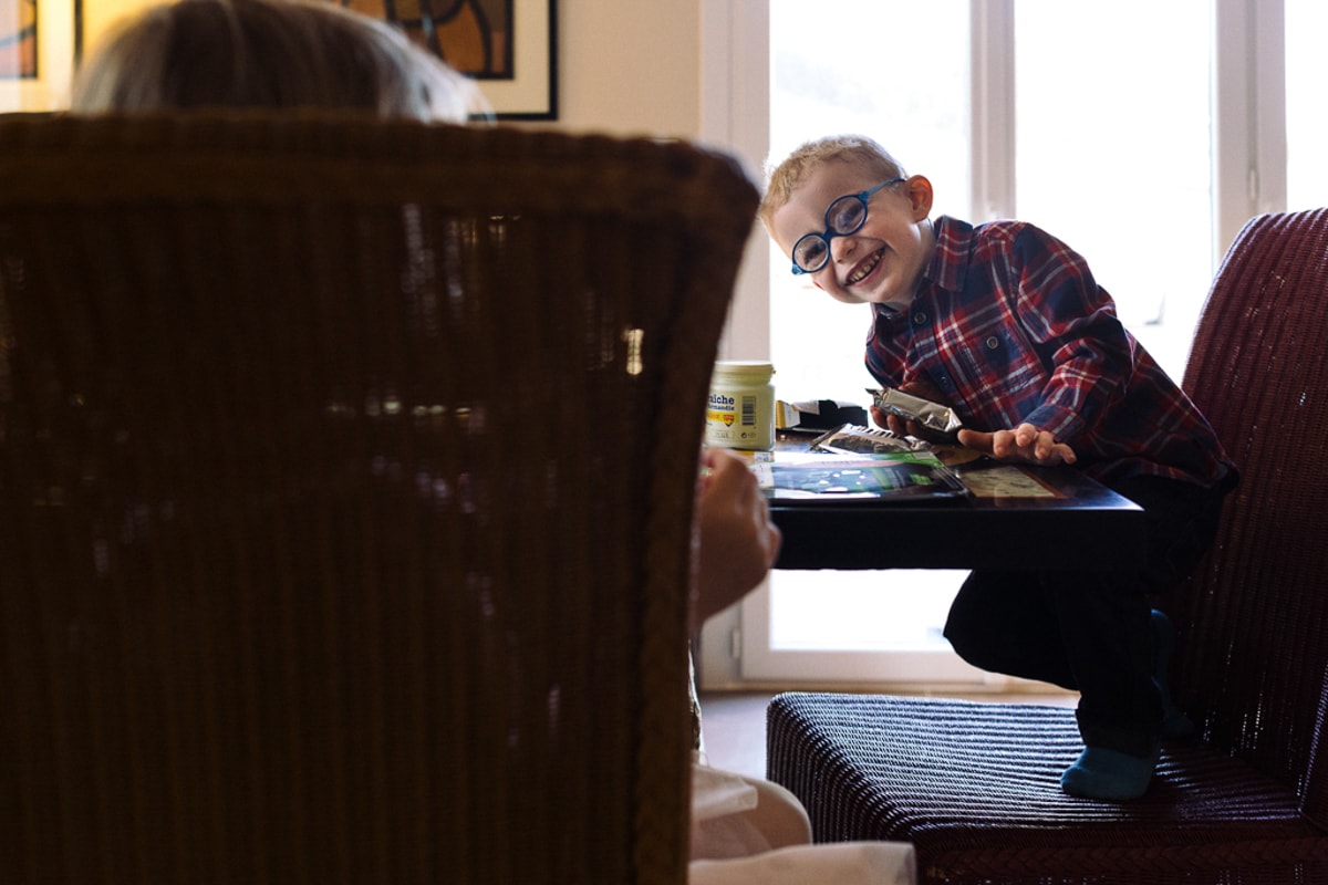 Ernestine-et-sa-famille-reportage-de-famille-paris_FP-3 ‣ Photographe de famille à l'approche documentaire pour vos évènements ou votre vie quotidienne, à Paris et dans toute la France Reportage de famille à Rambouillet dans les Yvelines