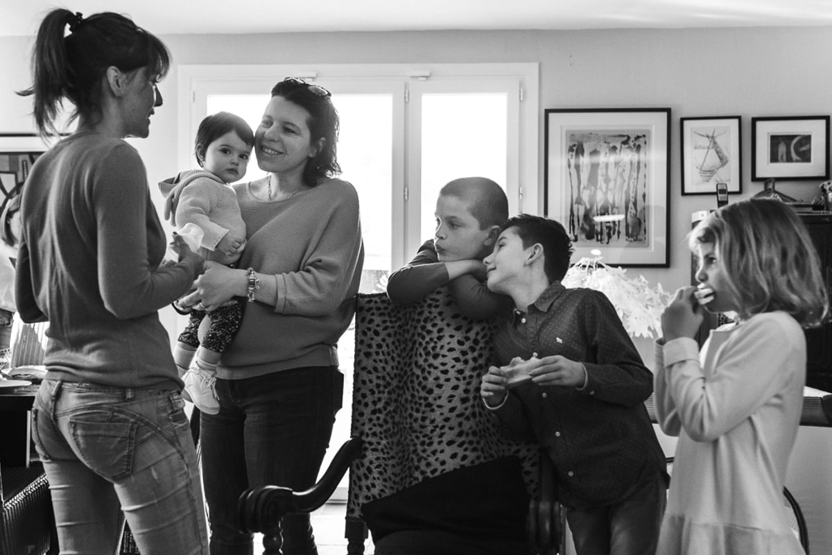 Ernestine-et-sa-famille-reportage-de-famille-paris_FP-6 ‣ Photographe de famille à l'approche documentaire pour vos évènements ou votre vie quotidienne, à Paris et dans toute la France Reportage de famille à Rambouillet dans les Yvelines