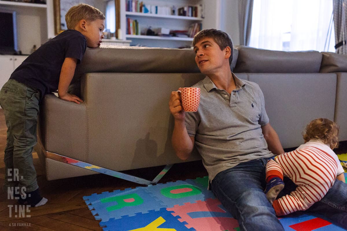 Ernestine-et-sa-famille-wedding and life photographer_-13 ‣ Photographe de famille à l'approche documentaire pour vos évènements ou votre vie quotidienne, à Paris et dans toute la France Reportage Documentaire de famille à Neuilly dans les Hauts-de-Seine