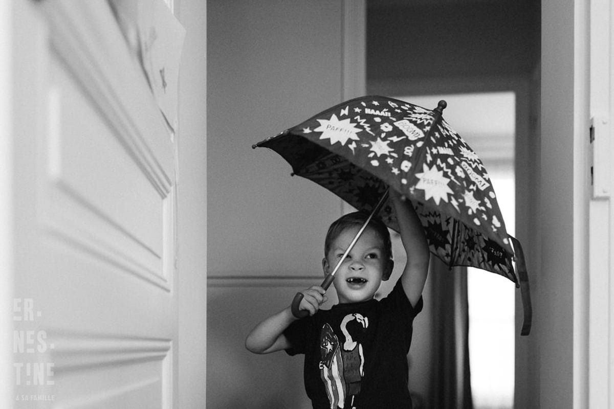 Ernestine-et-sa-famille-wedding and life photographer_-14 ‣ Photographe de famille à l'approche documentaire pour vos évènements ou votre vie quotidienne, à Paris et dans toute la France Reportage Documentaire de famille à Neuilly dans les Hauts-de-Seine