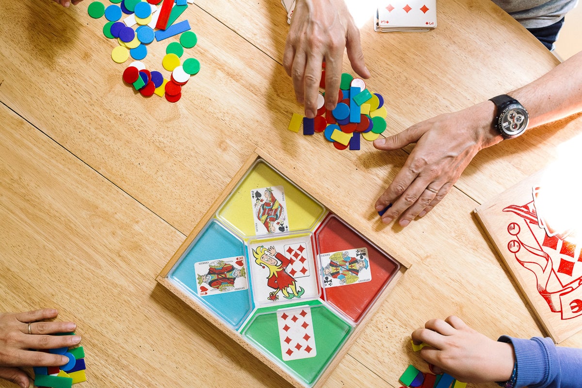 Ernestine-et-sa-famille-wedding and life photographer_NO-16 ‣ Photographe de famille à l'approche documentaire pour vos évènements ou votre vie quotidienne, à Paris et dans toute la France Reportage de famille à Paris, en ile de France