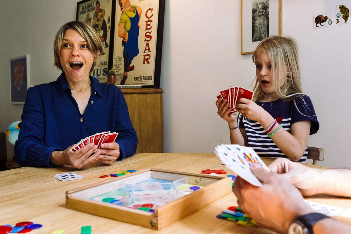 Ernestine-et-sa-famille-wedding and life photographer_NO-17 ‣ Photographe de famille à l'approche documentaire pour vos évènements ou votre vie quotidienne, à Paris et dans toute la France Reportage de famille à Paris, en ile de France