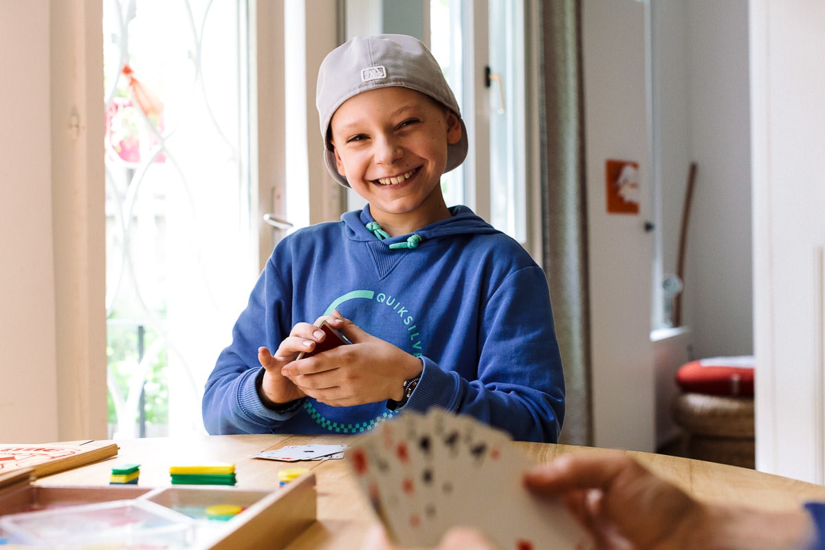 Ernestine-et-sa-famille-wedding and life photographer_NO-20 ‣ Photographe de famille à l'approche documentaire pour vos évènements ou votre vie quotidienne, à Paris et dans toute la France Reportage de famille à Paris, en ile de France