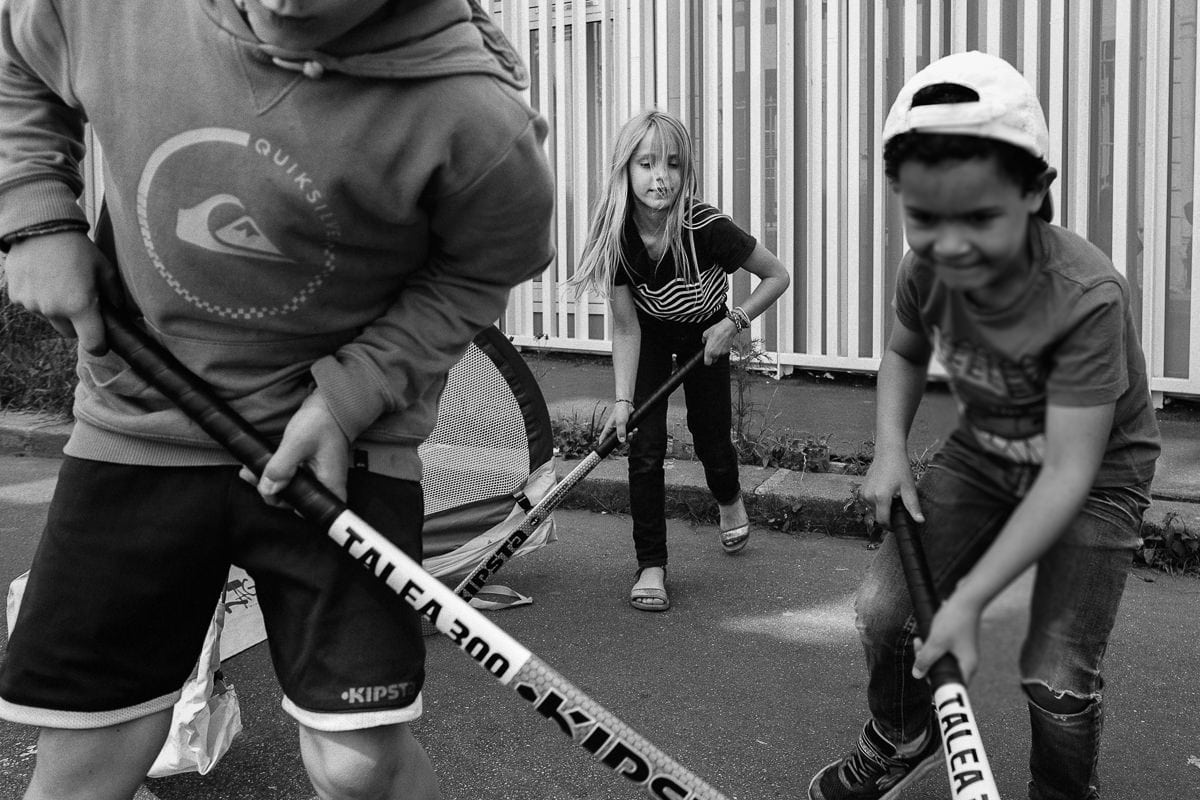 Ernestine-et-sa-famille-wedding and life photographer_NO-38 ‣ Photographe de famille à l'approche documentaire pour vos évènements ou votre vie quotidienne, à Paris et dans toute la France Reportage de famille à Paris, en ile de France