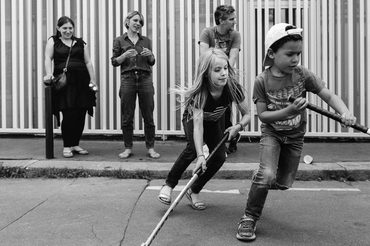Ernestine-et-sa-famille-wedding and life photographer_NO-39 ‣ Photographe de famille à l'approche documentaire pour vos évènements ou votre vie quotidienne, à Paris et dans toute la France Reportage de famille à Paris, en ile de France