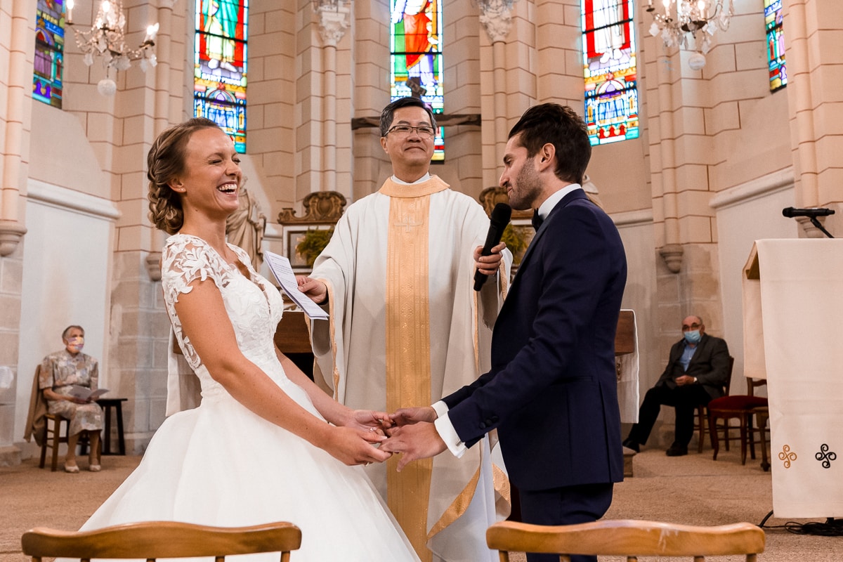 Ernestine-et-sa-famille-wedding and life photographer_MY-9 ‣ Photographe de famille à l'approche documentaire pour vos évènements ou votre vie quotidienne, à Paris et dans toute la France reportage de mariage à Rennes, échange des voeux et fou rires