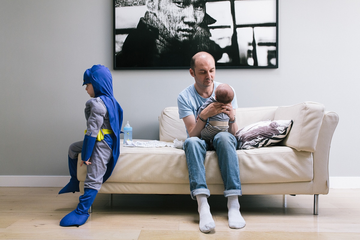 Ernestine-et-sa-famille-photographe nouveau ne_-8 ‣ Photographe de famille à l'approche documentaire pour vos évènements ou votre vie quotidienne, à Paris et dans toute la France reportage de famille, photo de nouveau né par Ernestine et sa famille