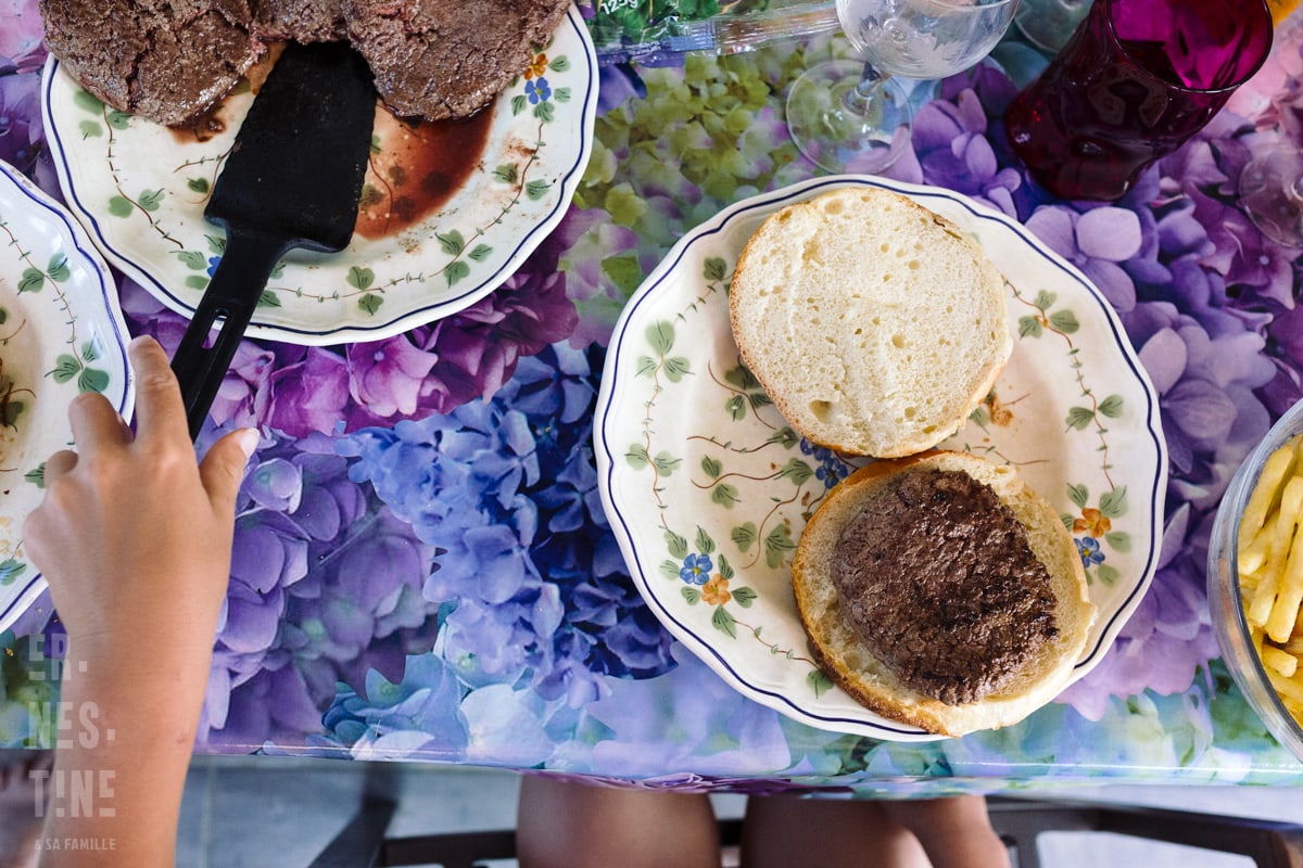 Ernestine-et-sa-famille-wedding and life photographer-17 ‣ Photographe de famille à l'approche documentaire pour vos évènements ou votre vie quotidienne, à Paris et dans toute la France reportage documentaire de famille à Besançon par Ernestine et sa famille