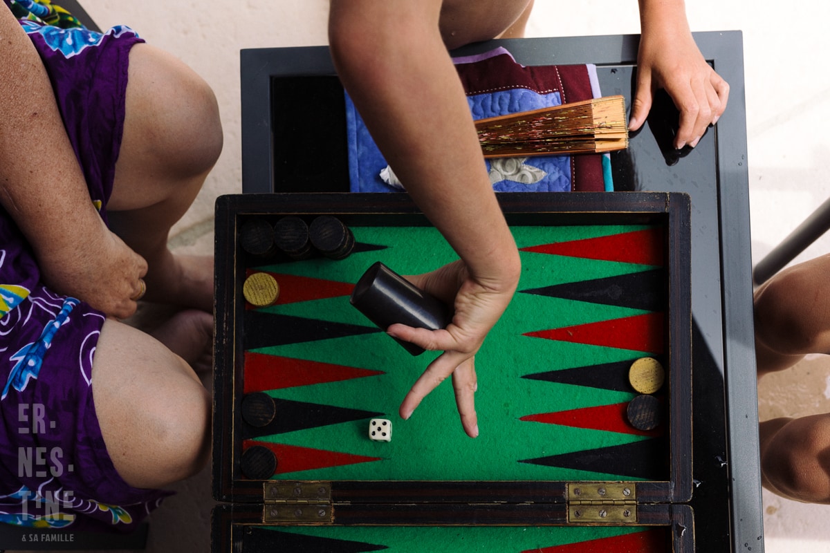 Ernestine-et-sa-famille-wedding and life photographer-27 ‣ Photographe de famille à l'approche documentaire pour vos évènements ou votre vie quotidienne, à Paris et dans toute la France reportage documentaire de famille à Besançon par Ernestine et sa famille