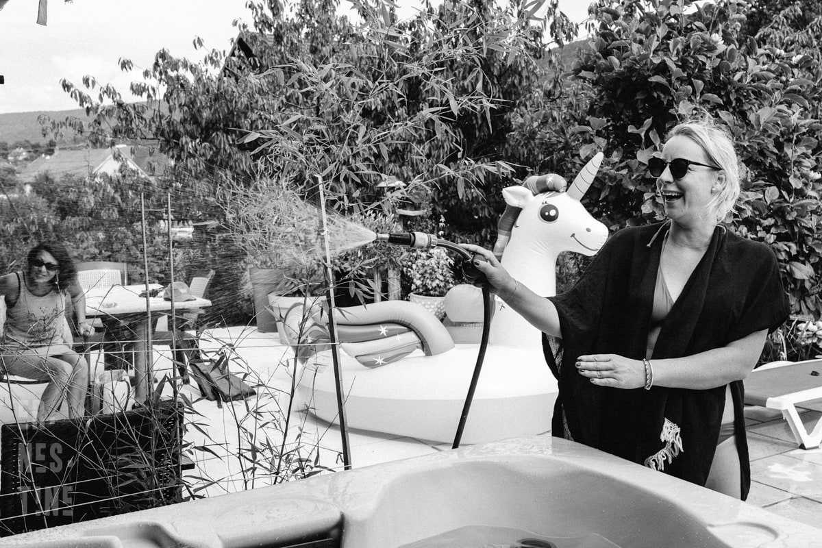 Ernestine-et-sa-famille-wedding and life photographer-33 ‣ Photographe de famille à l'approche documentaire pour vos évènements ou votre vie quotidienne, à Paris et dans toute la France reportage documentaire de famille à Besançon par Ernestine et sa famille