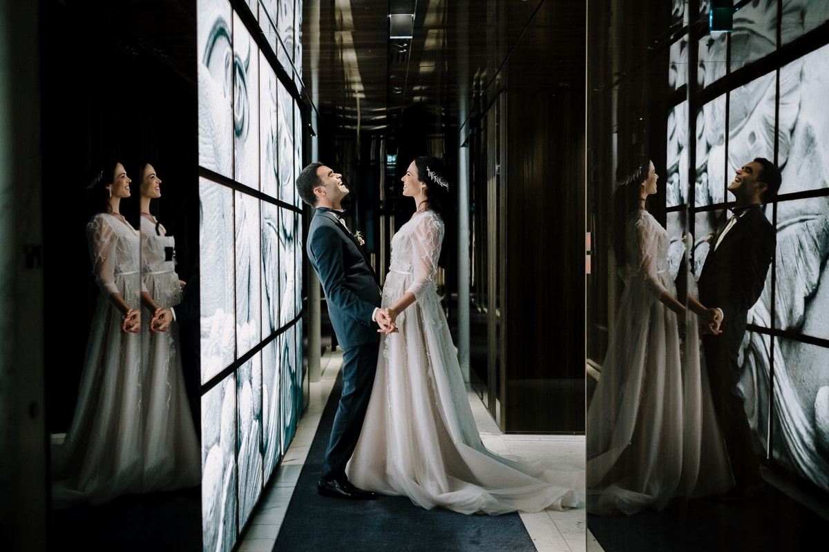 Wedding in Paris in Trianon, an old style theater near Montmartre - documentary wedding photographer