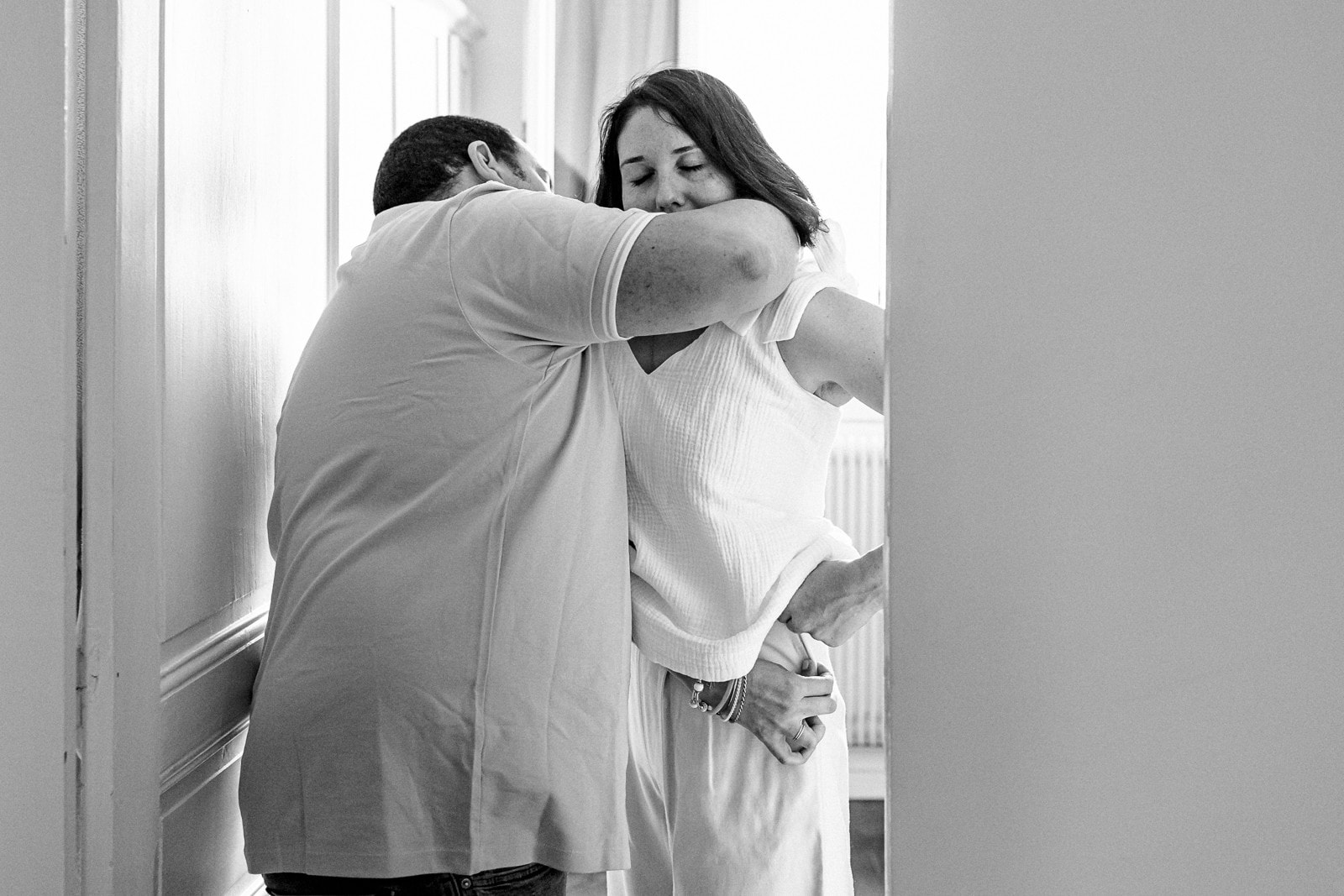 Ernestine-et-sa-famille-wedding and life photographer-13 ‣ Photographe de famille à l'approche documentaire pour vos évènements ou votre vie quotidienne, à Paris et dans toute la France Le reportage photo du baptême d'A. à Choisy Le Roi