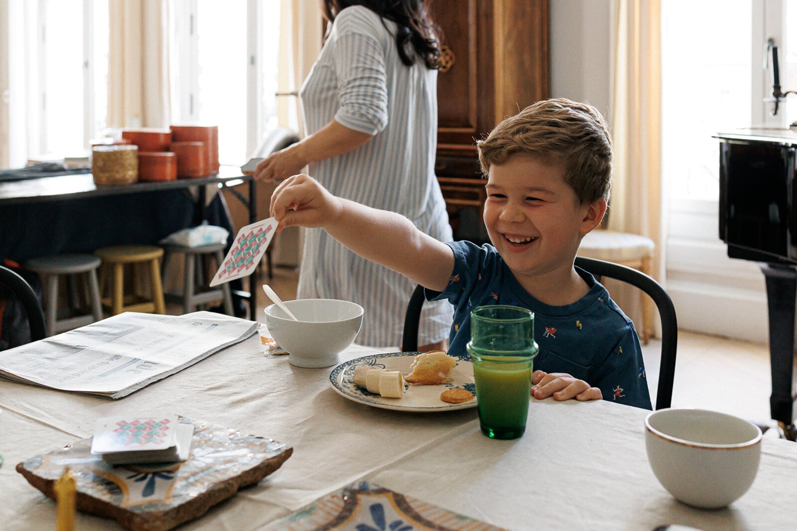 Un reportage photo de famille d'Une famille américaine en vacances à Paris, St Michel