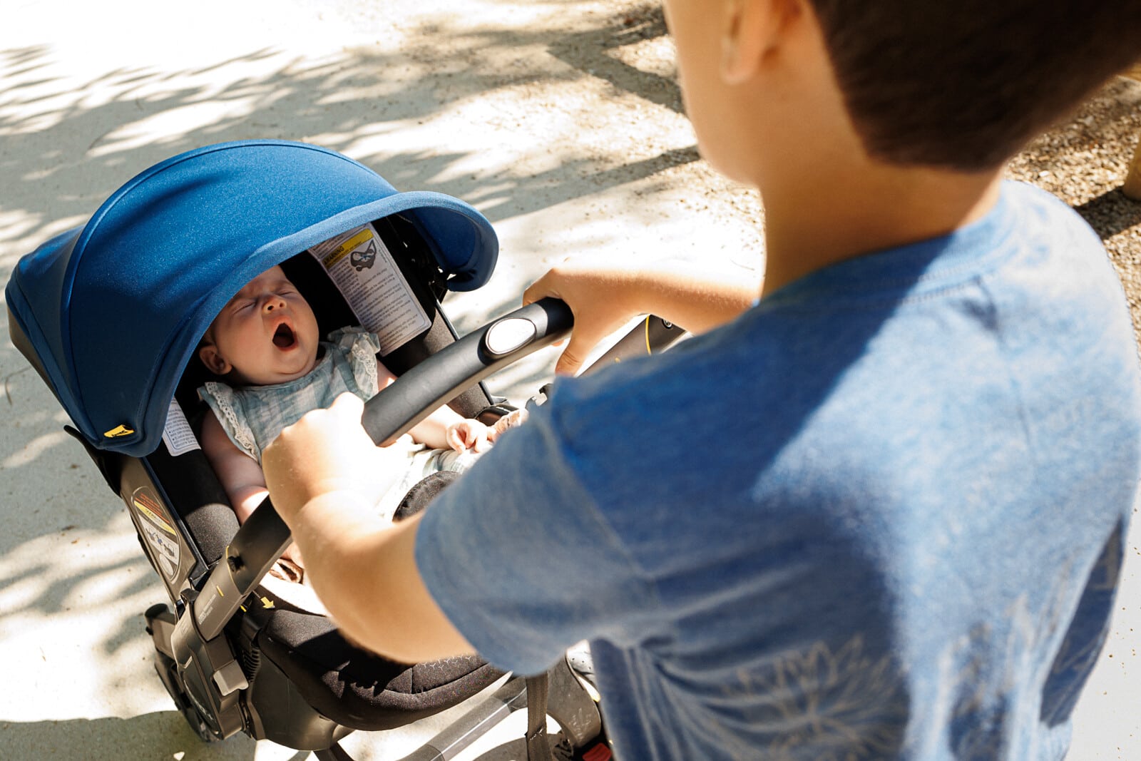 reportage photo Piquenique en famille au jardin du Luxembourg