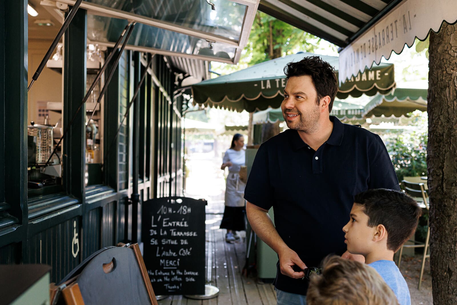 reportage photo Piquenique en famille au jardin du Luxembourg
