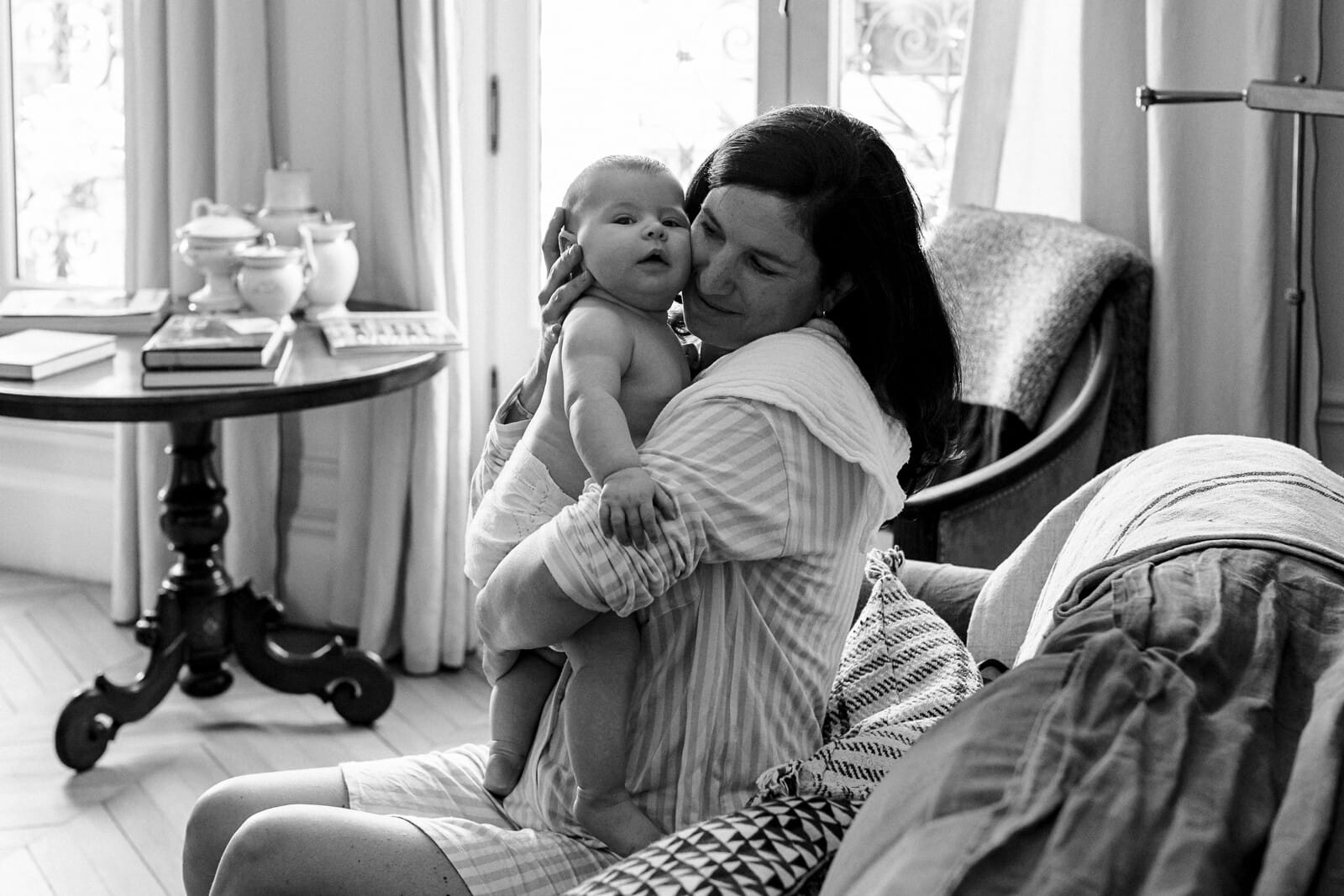 Un reportage photo de famille d'Une famille américaine en vacances à Paris, St Michel