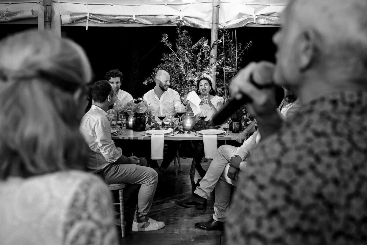 Photographe de mariage à Uzes (30), reportage photo documentaire de mariage par Marine Poron