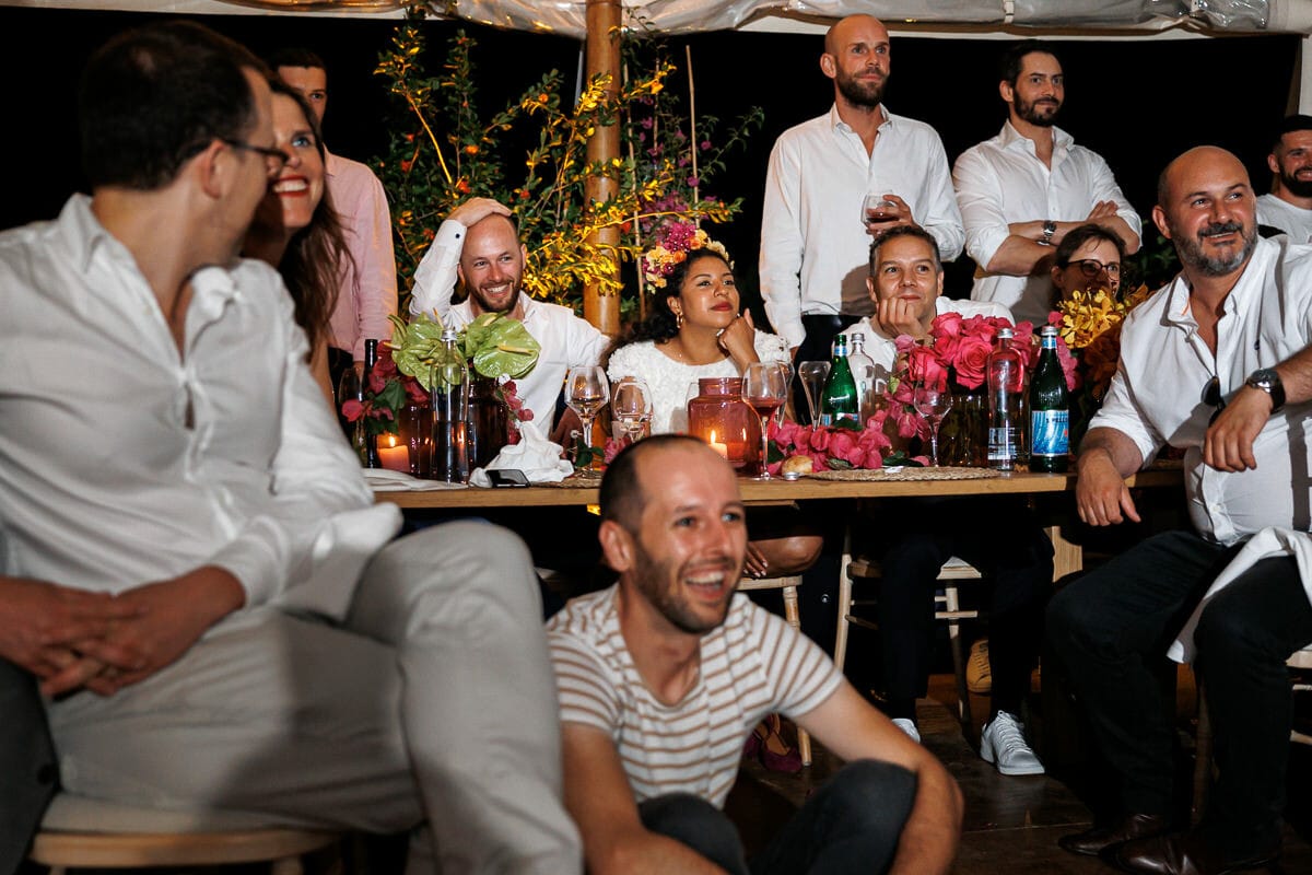 Photographe de mariage à Uzes (30), reportage photo documentaire de mariage par Marine Poron