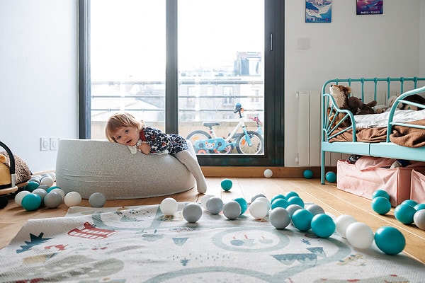 chambre avec piscine a bulle partout. Reportage de vie quotidienne à domicile à Issy les Moulineaux.
